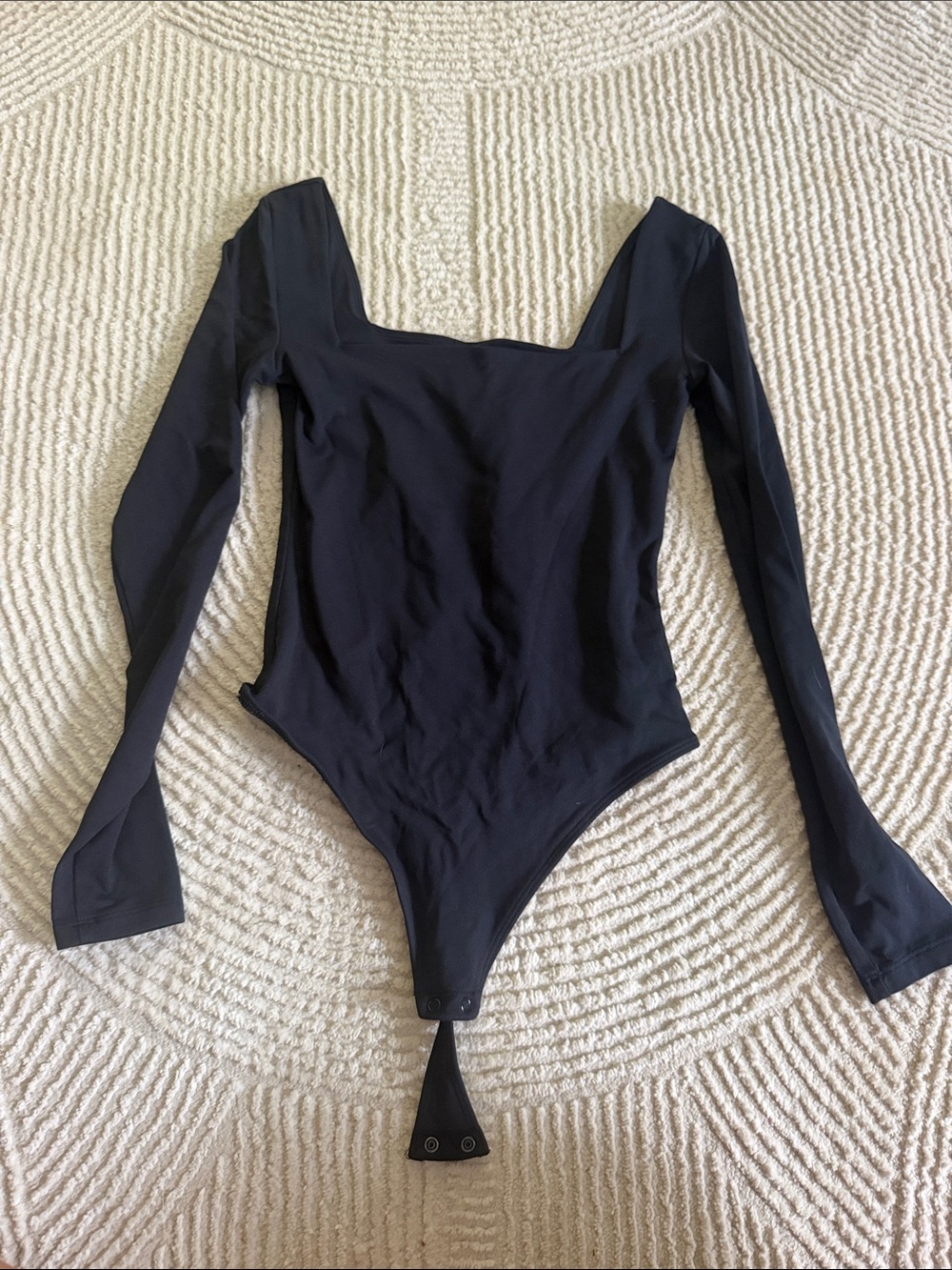 Aritzia Barton contour Long-Sleeve Black Square-Neck Bodysuit